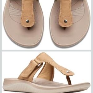 Cloudsteppers by Clarks Glide Flip Flop Sandals in Walnut